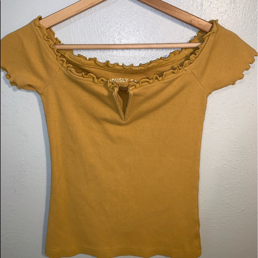 crop top with lettuce trim and slit ribbed